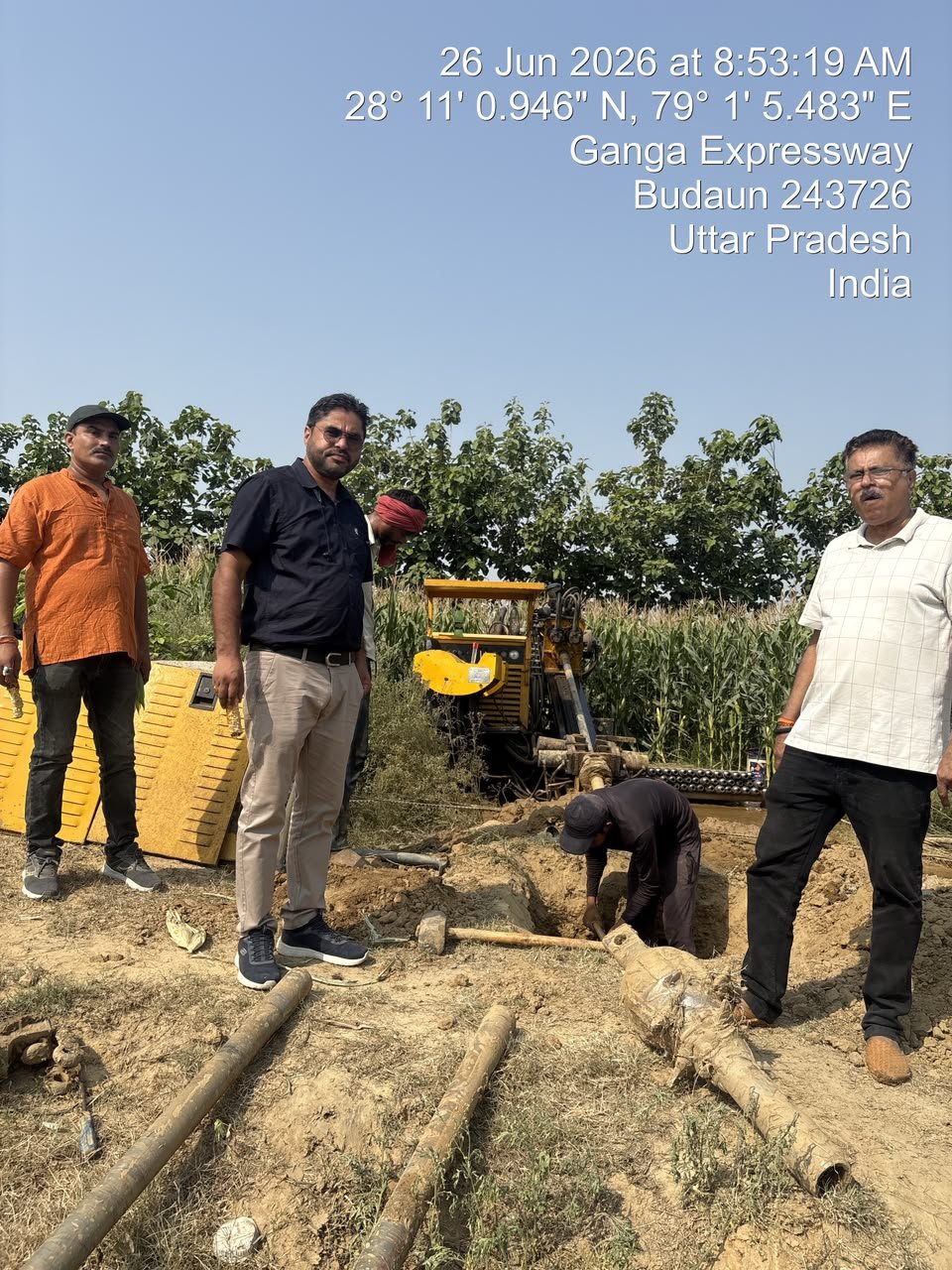 CTC HDD machine executing a trenchless railway, highway or canal crossing